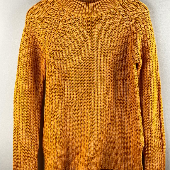 NOVIS “THE CURTIS SWEATER” Size Small